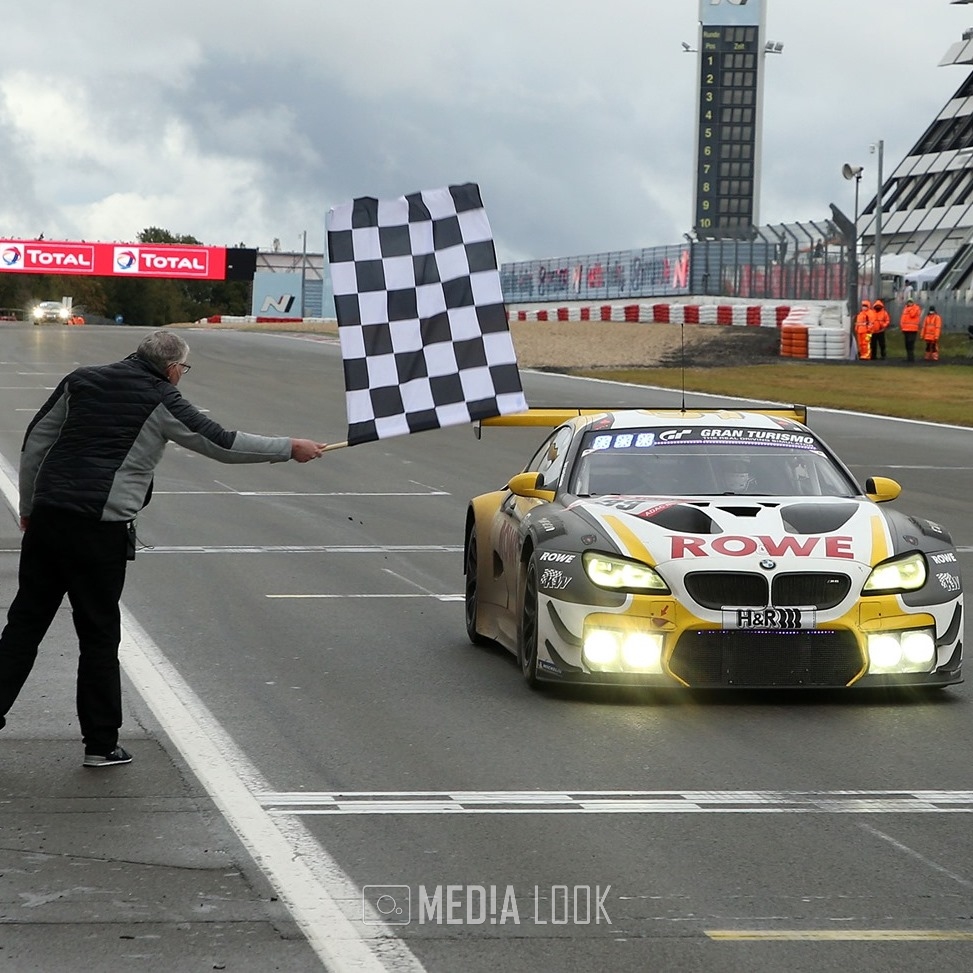 ADAC TOTAL 뉘르24에서 우승을한 Rowe Racing BMW M6 GT3 No.99 / 출처 = BMW 모터스포츠