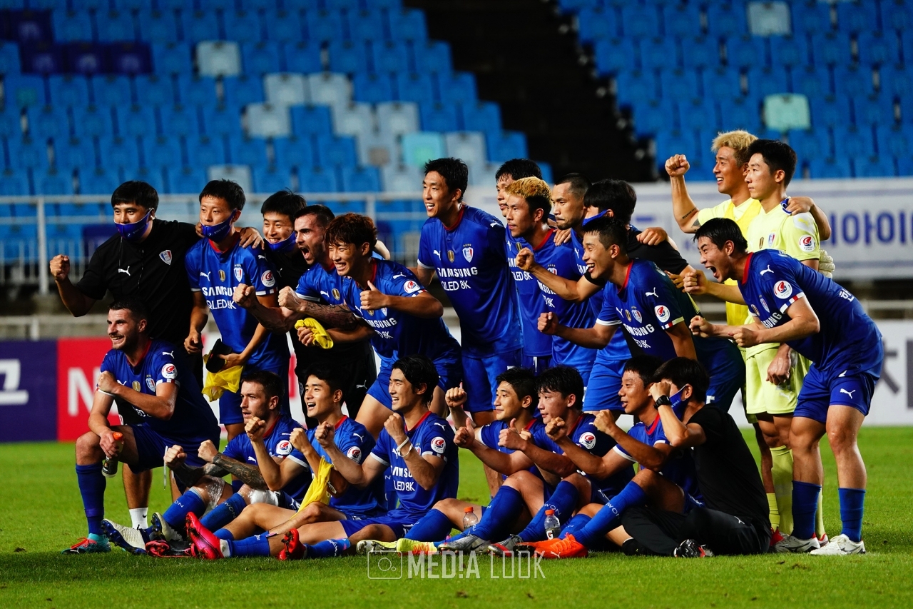 지난 8월 29일에 열린 K리그1 18라운드경기에서 부산 아이파크에게 승리한 수원 삼성 / 사진 = 진영석 기자